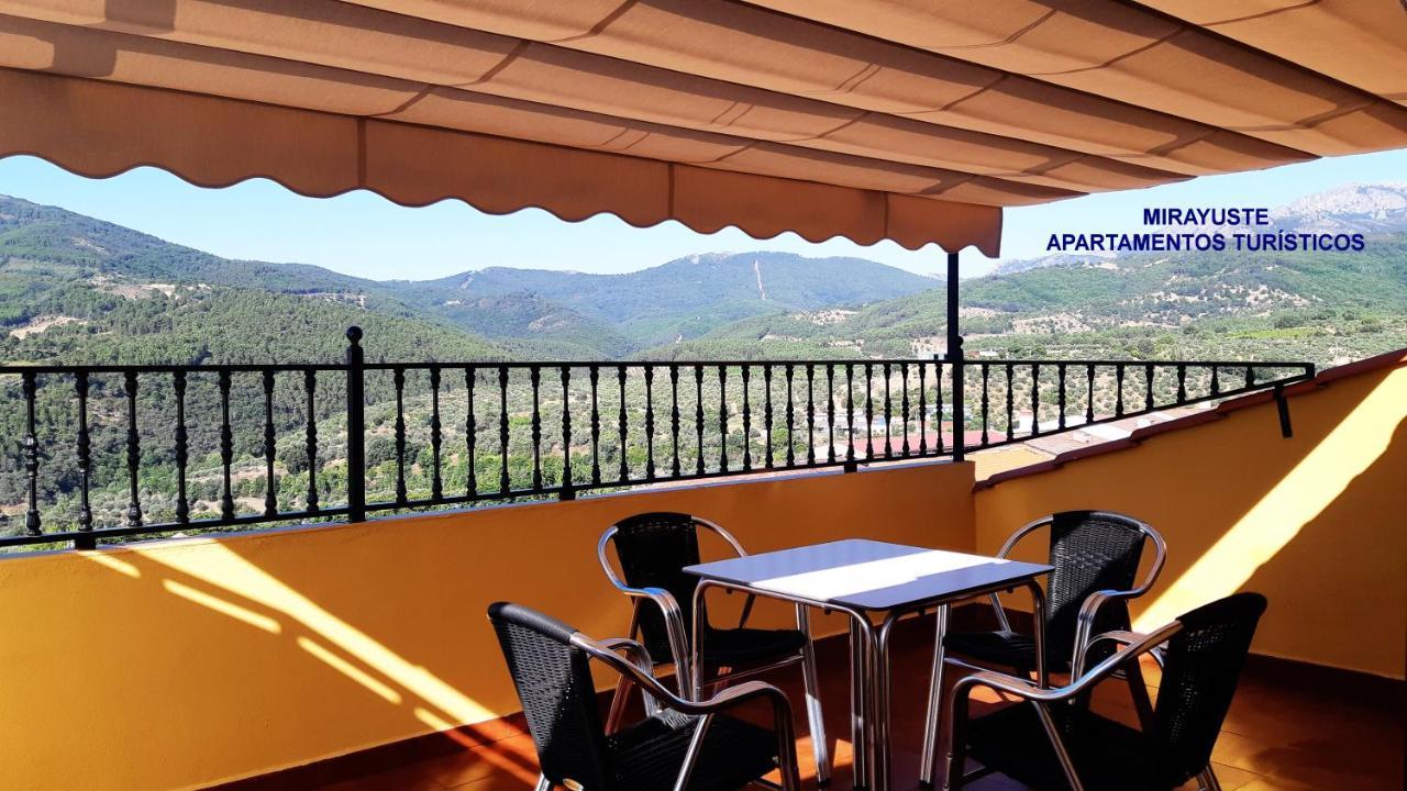Apartamentos Turisticos Mirayuste Гвадалупе Экстерьер фото